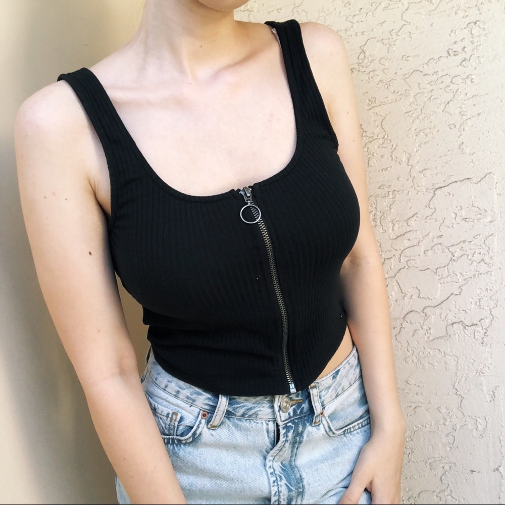 HOLLISTER Crop Top with a zipper